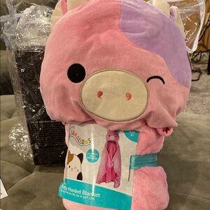 Squishmallows Pink and Purple Patty Hooded Blanket